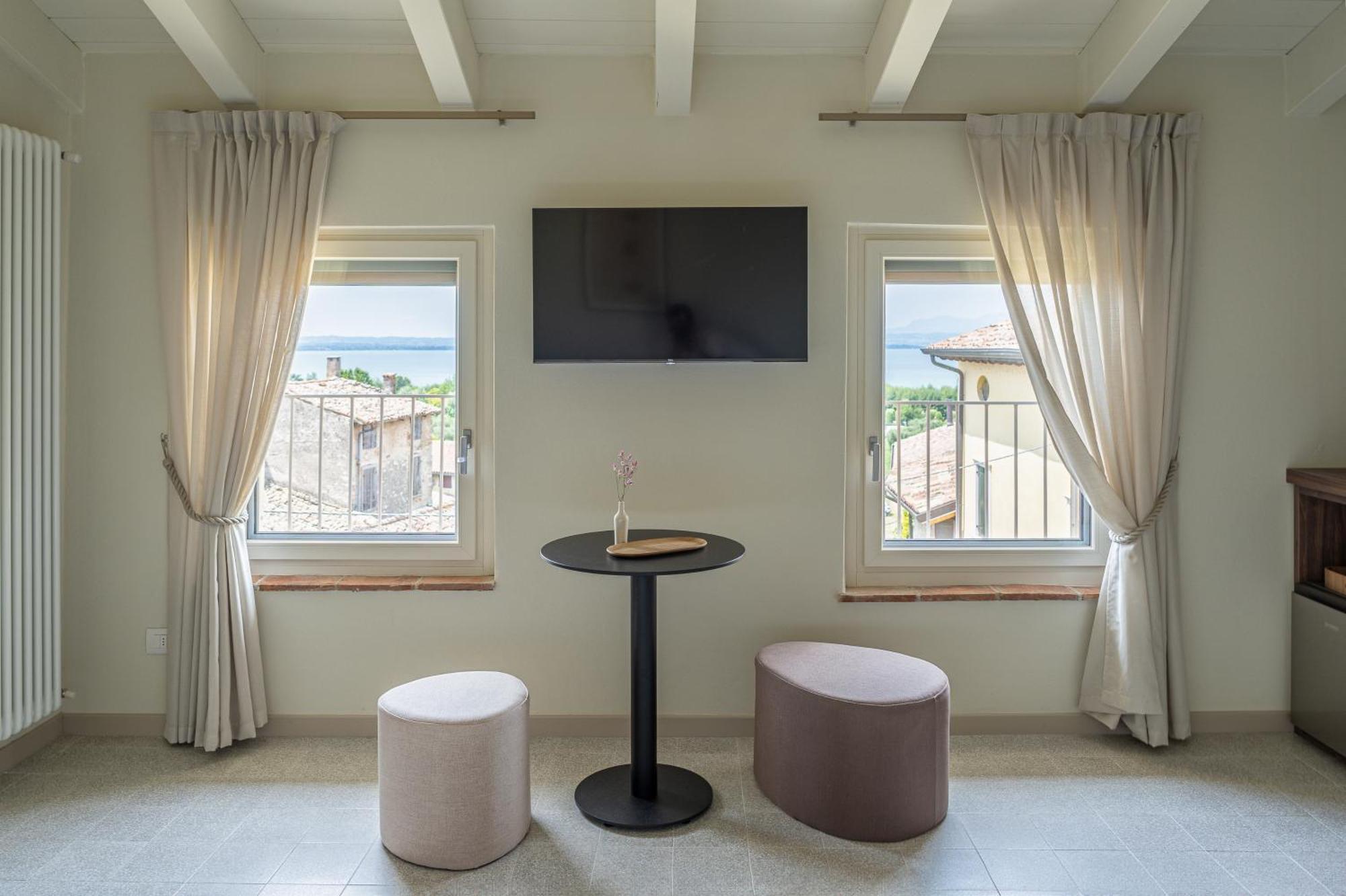 The Lake Suites Com - Luxury Stay In Лацизе Экстерьер фото