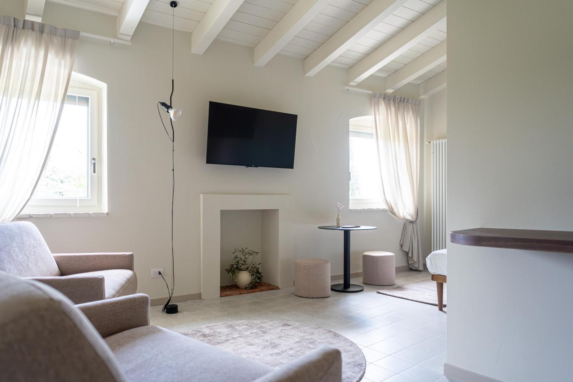 The Lake Suites Com - Luxury Stay In Лацизе Экстерьер фото